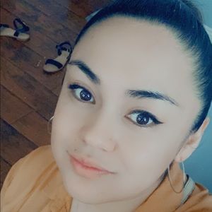 Meet your Posher, Melissa